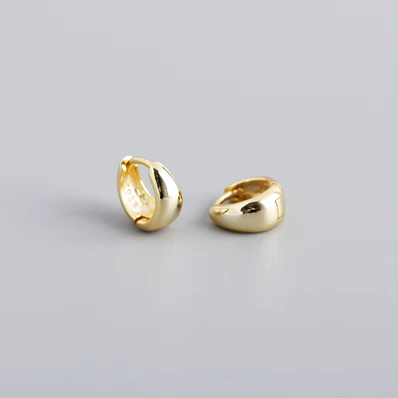 925 Sterling Silver Simple Wide Huggies Gothic Hoop Earrings for Women European Unisex Piercing Rock Jewelry Ear Buckles