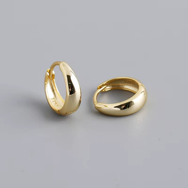 925 Sterling Silver Simple Wide Huggies Gothic Hoop Earrings for Women European Unisex Piercing Rock Jewelry Ear Buckles